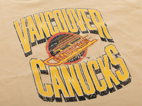 Load image into Gallery viewer, Oversize Vintage Vancouver Canucks T-shirt
