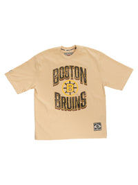 Load image into Gallery viewer, Oversize Vintage Boston Bruins T-shirt
