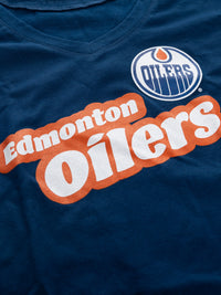 Load image into Gallery viewer, Edmonton Oilers Women&#39;s Retro Varsity V-Neck T-Shirt
