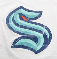 Load image into Gallery viewer, Seattle Kraken Women&#39;s Distressed Print Fitted Crew Neck Premium T-Shirt - White
