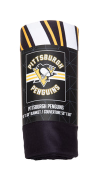 Load image into Gallery viewer, Pittsburgh Penguins Beach Throw Blanket Packaged
